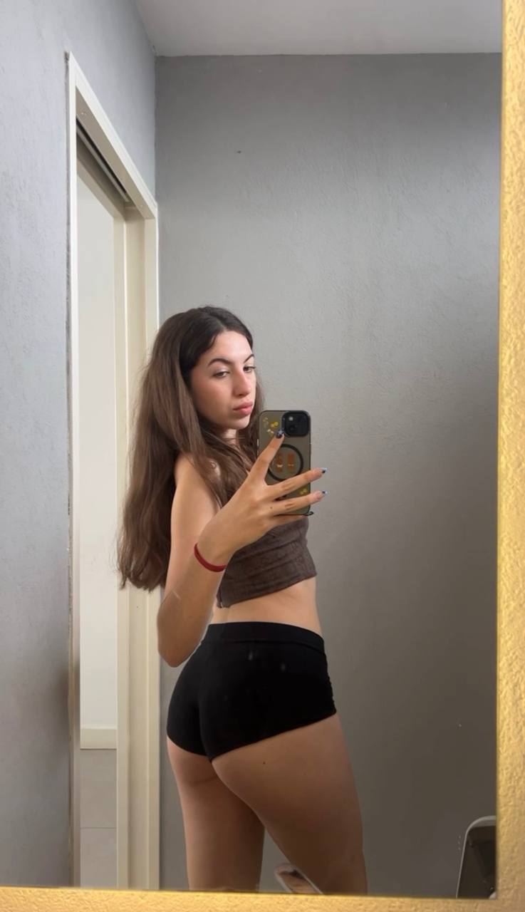 Amber in her underwear in Porto Novo