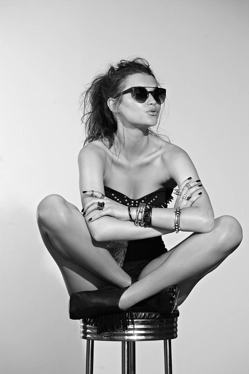 Sassy girls in Porto Novo