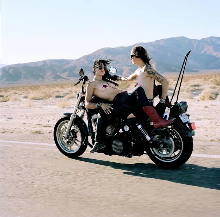 Girls on a motorcycle in Porto Novo