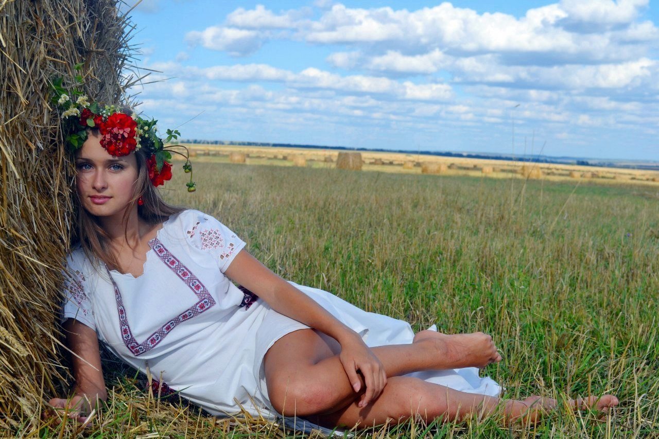 Slavic girls in Porto Novo