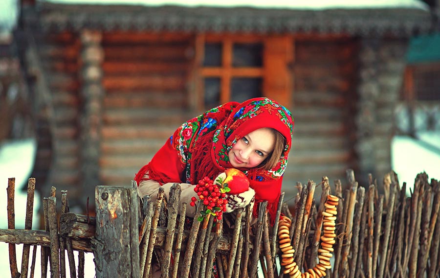 Sexy girl Women in Slavic costumes in Porto Novo